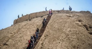 اولین خشت دست ساز بشر