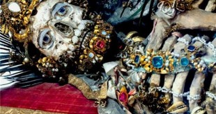 کشف تابوت و اجساد طلایی در کردستان تکذیب شد