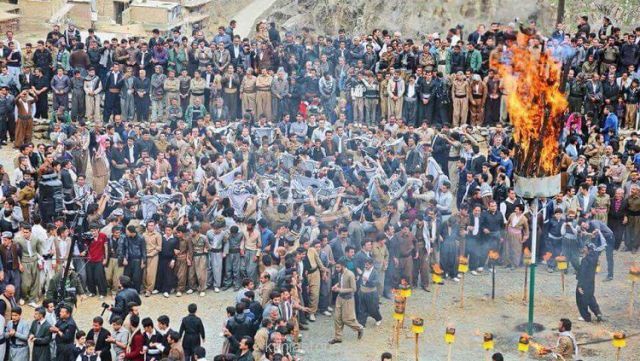 مراسم جشن نوروز در تنگی سر کردستان