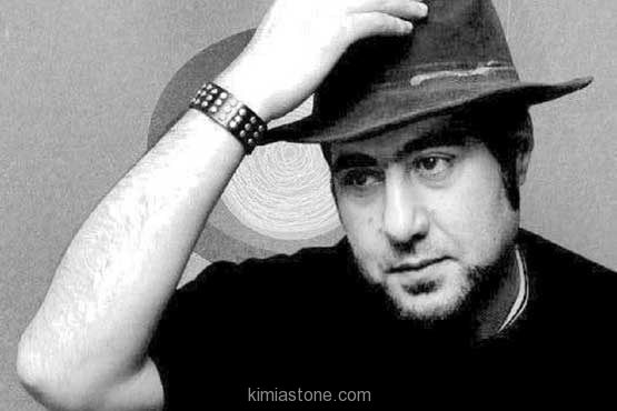 رسول یونان با کتاب جدیدش در نمایشگاه تهران