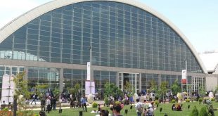 نمایشگاه کتاب تهران ۹۵ | فروش بیش از 40 ملیارد تومان تا روز هشتم