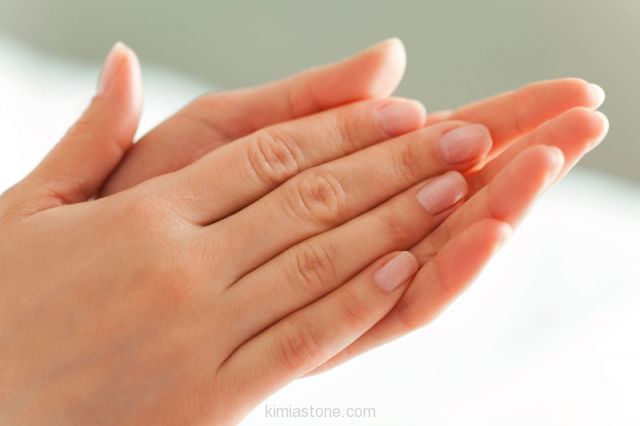 05-hands-sweaty-palms