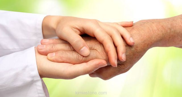 Patient-Doctor-Hands_2