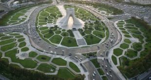 برج آزادی و موزه فرش در راه ثبت جهانی