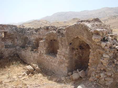پنج اثر تاریخی در گیلانغرب کشف شد گیلانغرب