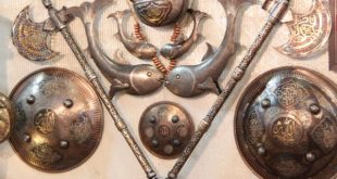 بازدید مسوولان از نمایشگاه صنایع دستی عیدانه